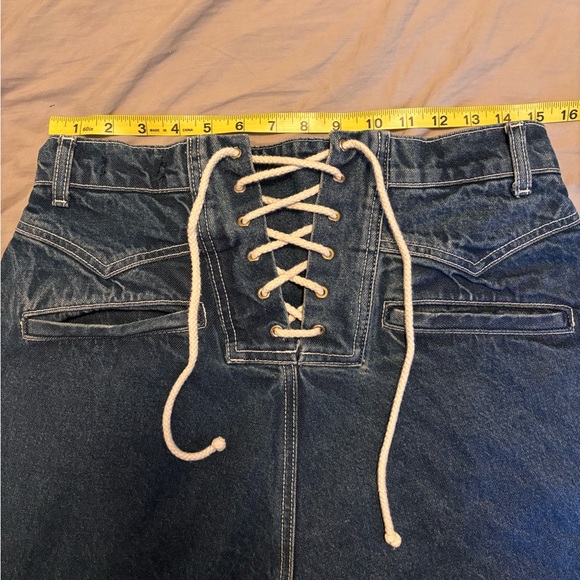 Rudy Jude Lace Back Big Jeans - Picture 10 of 10